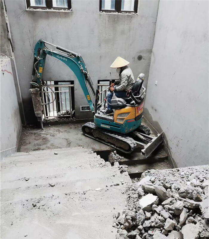 蘇州小挖機出租(圖1)